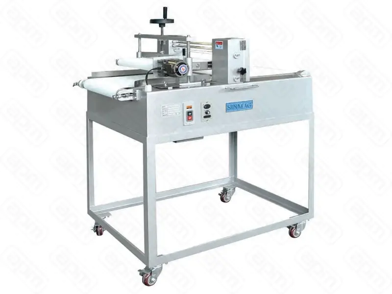 SINMAG EQCORP Машина для резки кондитерских изделий серии HS мод HS-3S